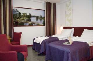 Отель Hotel Salora Сало Двухместный номер с 2 отдельными кроватями (без окна)-4
